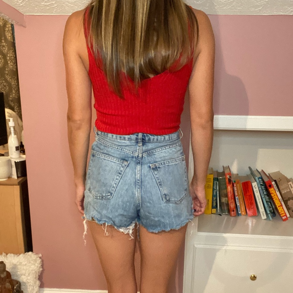Topshop High Rise Shorts - Picture 2 of 3